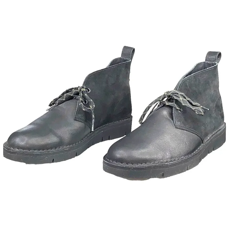 Rare Clarks Mens Originals Desert 2.0 Vibram Sole Chukka Boot Size US 11